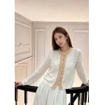 2026年10月15日入荷秋冬新作Chanel ニットカーディガン  女性用ファッション/誕生日プレゼント/贈り物 can工場