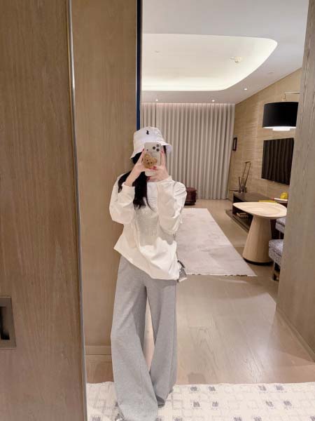 2026年10月15日入荷秋冬新作Chanel長袖女性用ファ...