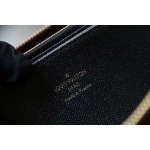 2026年10月15日新作高品質Louis Vuitton 財布M67687   Zippy  VVN  Giant Monogram Reverse  /LH工場