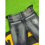 2026年10月16日入荷新作VALENTINOジーパン高品質超厳選★入手困難/KB工場