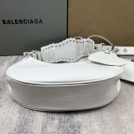原版復刻人気新作 バレンシアガバッグ26X16X10CM C+工場★超厳選★入手困難な