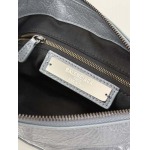 原版復刻人気新作 バレンシアガバッグ29x19x12cmC+工場★超厳選★入手困難な