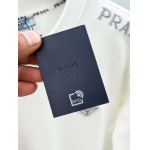 2026年10月26日入荷秋冬新作Prada長袖Tシャツ高級品超厳選★入手困難/誕生日プレゼント/LD工場