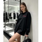 2026年10月26日入荷秋冬新作Prada長袖Tシャツ高級品超厳選★入手困難/誕生日プレゼント/LD工場