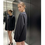 2026年10月26日入荷秋冬新作Moncler長袖Tシャツ高級品超厳選★入手困難/誕生日プレゼント/LD工場