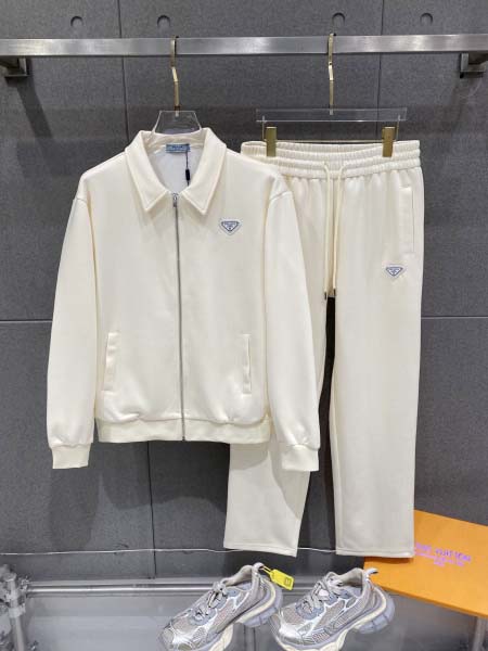 2026年10月27日入荷秋冬新作Prada上下セット高級品...