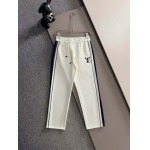 2026年10月27日入荷秋冬新作Louis Vuitton上下セット高級品/誕生日プレゼント/KD工場