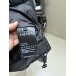 2026年10月27日入荷秋冬新作Pradaダウンジャケット高級品/誕生日プレゼント/KD工場
