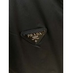 2026年10月28日入荷秋冬新作Pradaジャケット高級品/誕生日プレゼント/KD工場