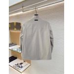2026年10月28日入荷秋冬新作Pradaジャケット高級品/誕生日プレゼント/KD工場