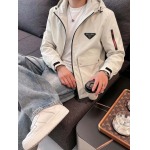 2026年10月28日入荷秋冬新作Pradaジャケット高級品/誕生日プレゼント/KD工場